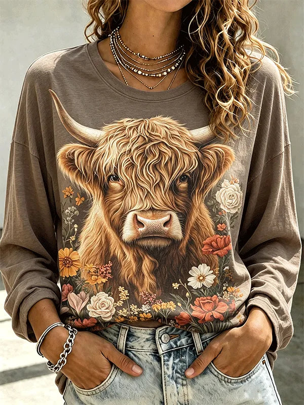 Women's Retro Wildflower Floral Highland Cow Portrait Print Long Sleeve Tee